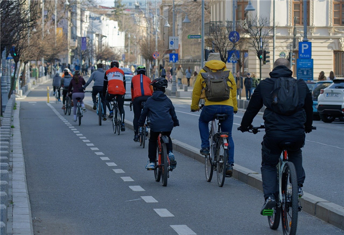 Sichere Radwege sind ein wichtiger Bestandteil des kommunalen Klimaschutzes. © Surprising Snapshots, pixabay.com