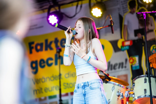 Frankfurter Band gewinnt bundesweiten Song-Contest „Dein Song für EINE WELT! von Engagement Global