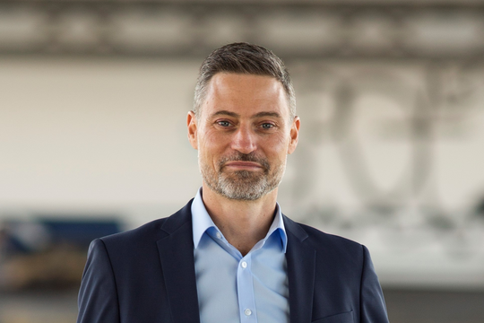 Frankfurt UAS besetzt mit Prof. Dr. Meron Mendel die erste kooperative Professur