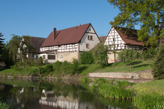 Hofgut Erler im Altenburger Land in Thüringen erhält für Sonnenscheune in Plottendorf eine besondere Anerkennung beim Bundespreis Umwelt & Bauen 2020