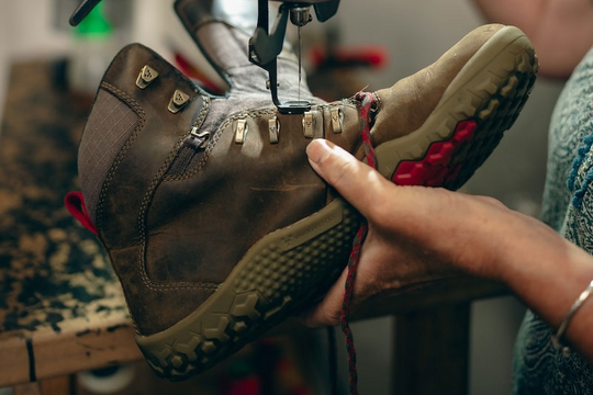 „Unfinished Business” von Vivobarefoot