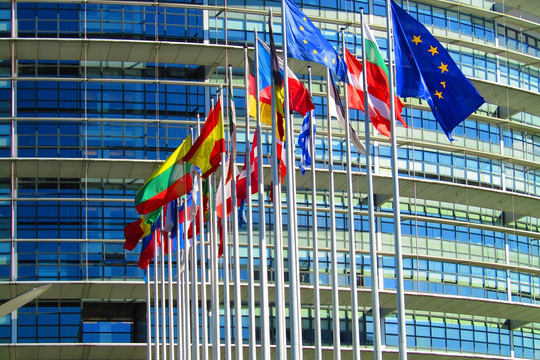 Mutlos und mit Schlupflöchern: EU setzt doppelt schwache Klimaziele