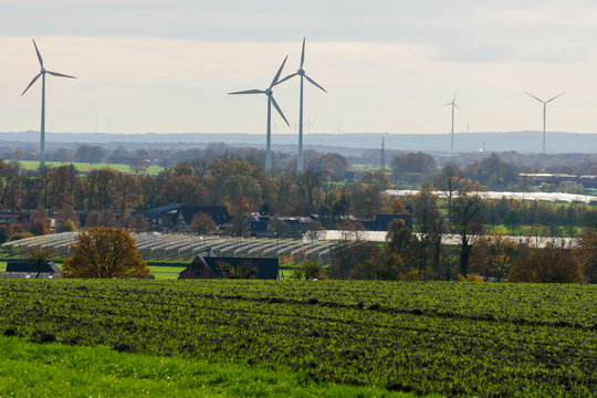 „Die Wirtschaft ist weiter als die Politik denkt. Jedes dritte Unternehmen hat bereits in Erneuerbare, Energieeffizienz oder Ressourceneffizienz investiert.